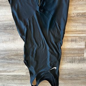 Weightlifting singlet Nike womens